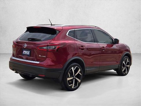 Used 2022 Nissan Rogue Sport SL image 5