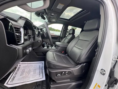 Used 2024 GMC Sierra 1500 Denali w/ Denali Reserve Package AWD/4WD image 19