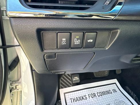 Used 2016 Toyota Avalon Limited image 14