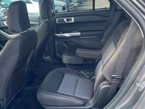 Certified 2023 Ford Explorer XLT AWD/4WD image 6