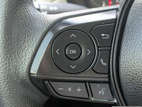 Certified 2022 Toyota Corolla Cross L FWD image 23