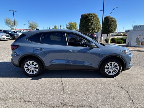 Used 2025 Ford Escape Active w/ Tech Pack #1 image 6