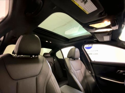 Used 2023 BMW 330i Sedan w/ M Sport Package image 14