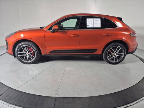 Used 2022 Porsche Macan S image 2
