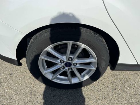 Used 2016 Ford Focus SE image 36