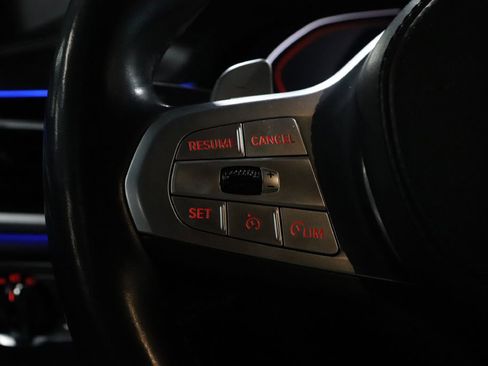 Used 2021 BMW M760i xDrive w/ Luxury Rear Seating Package image 19