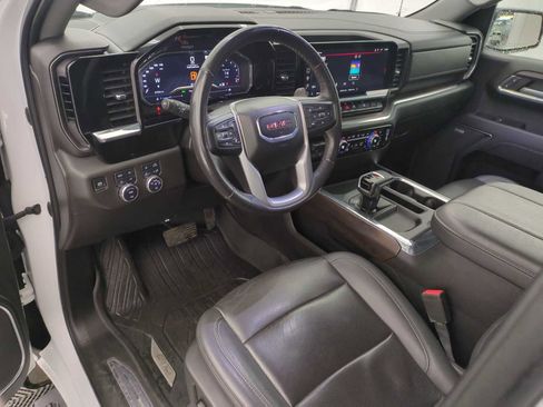 Used 2023 GMC Sierra 1500 SLT w/ SLT Convenience Package image 2