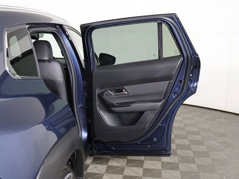 Used 2025 MAZDA CX-50 AWD 2.5 S w/ Premium Package image 23