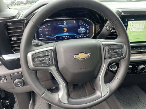 Used 2025 Chevrolet Silverado 1500 LT w/ Leather Package image 16
