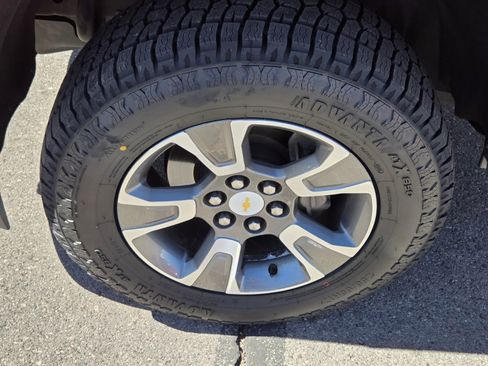 Used 2016 Chevrolet Colorado Z71 image 9