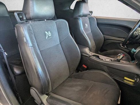 Used 2020 Dodge Challenger R/T Scat Pack w/ Plus Package RWD image 19