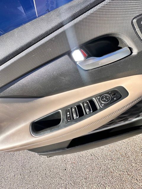 Used 2020 Hyundai Santa Fe Limited FWD image 22