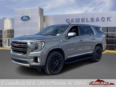 Used 2022 GMC Yukon SLT w/ SLT Premium Package