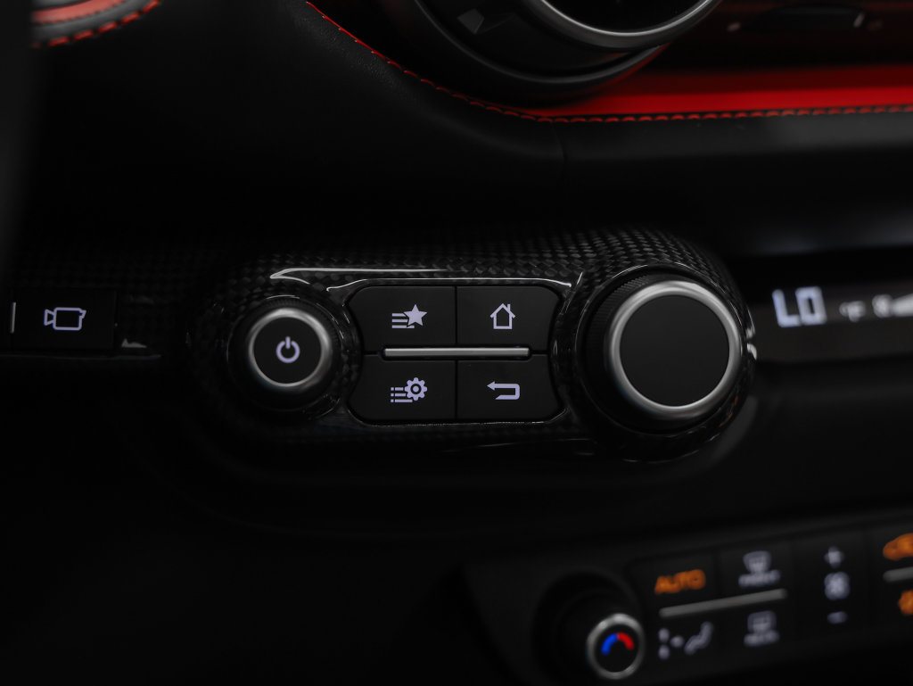 Certified 2023 Ferrari 812 GTS RWD image 70