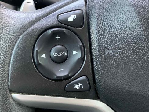 Used 2018 Honda Fit EX image 17