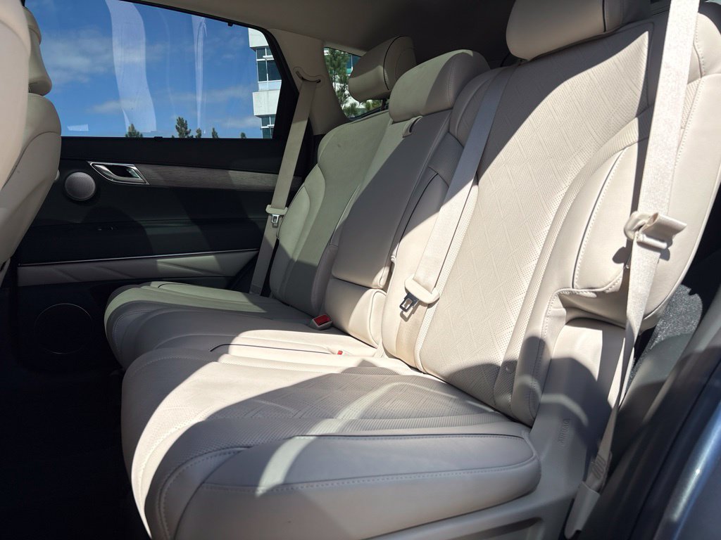 Used 2025 Genesis GV80 2.5T Prestige AWD/4WD image 24
