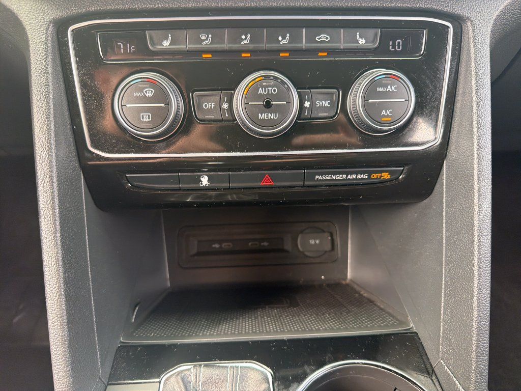 Certified 2023 Volkswagen Atlas Cross Sport SEL AWD/4WD image 18