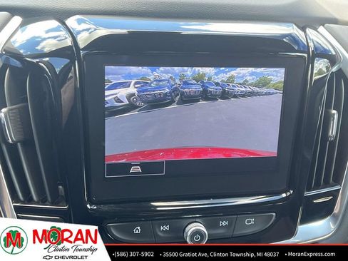 Certified 2023 Chevrolet Traverse LT FWD image 24