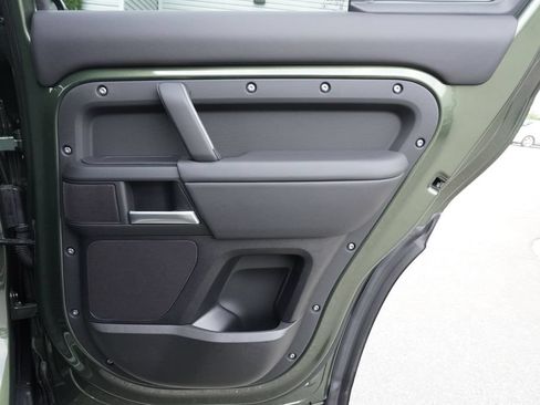 New 2026 Land Rover Defender 110 X-Dynamic SE AWD/4WD image 25