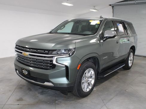 Used 2023 Chevrolet Tahoe Premier RWD image 4