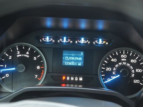 Used 2017 Ford F150 XLT AWD/4WD image 37