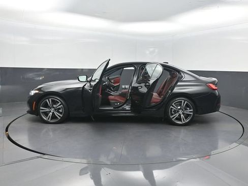 Used 2023 BMW 330i Sedan w/ Premium Package RWD image 33