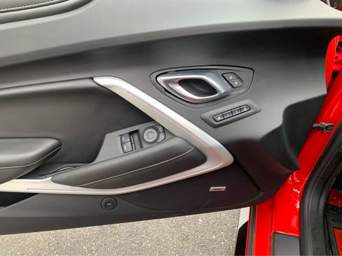Used 2020 Chevrolet Camaro SS image 11