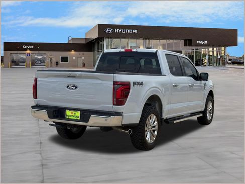 Used 2025 Ford F150 Lariat w/ Equipment Group 501A Mid AWD/4WD image 9