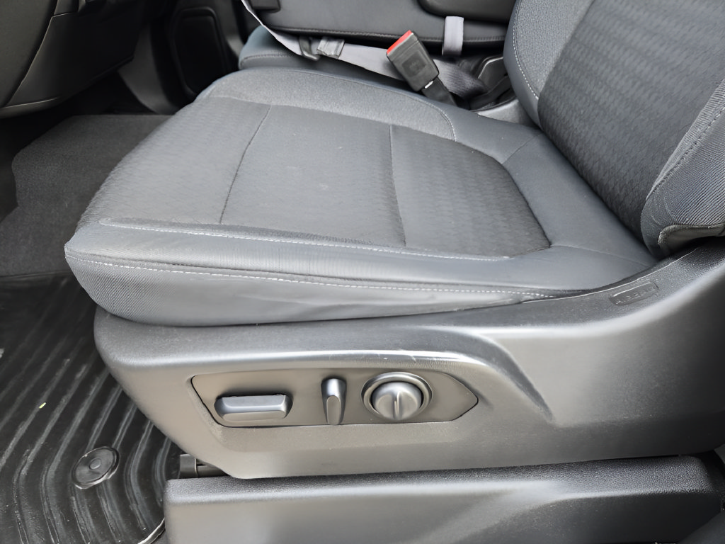 Used 2020 Chevrolet Silverado 1500 LT w/ Texas Edition RWD image 20