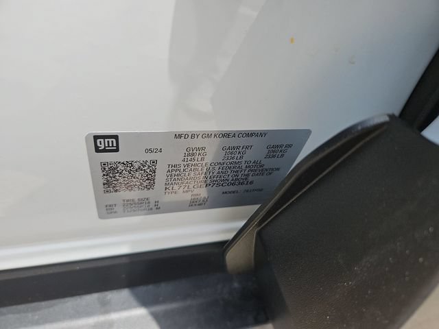 Used 2025 Chevrolet Trax RS w/ Driver Confidence Package FWD image 29
