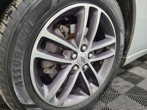 Used 2019 Dodge Charger SXT image 31