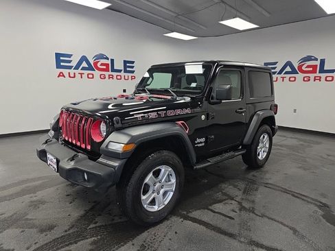 Used 2019 Jeep Wrangler Sport AWD/4WD image 6
