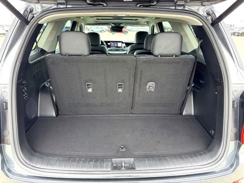 Used 2021 Hyundai Palisade Limited image 8