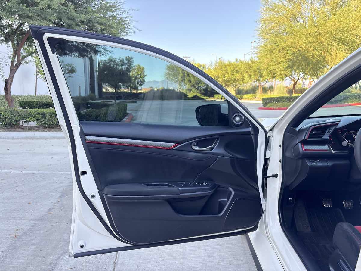 Used 2020 Honda Civic Type R image 19