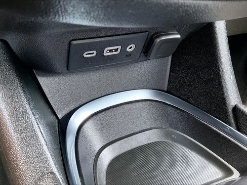 Used 2023 Chevrolet Malibu LT FWD image 33