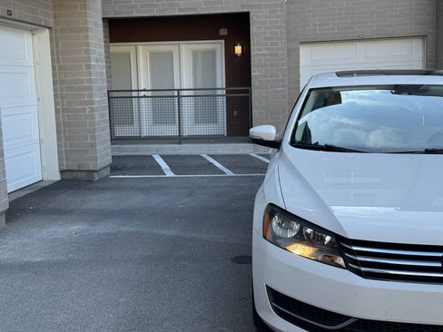 Used 2014 Volkswagen Passat 1.8T SE FWD image 8