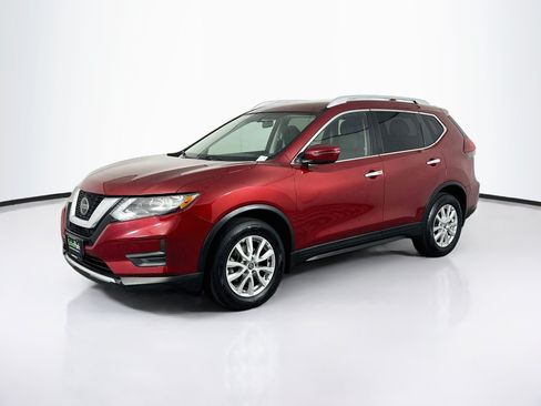 Used 2018 Nissan Rogue SV FWD image 3