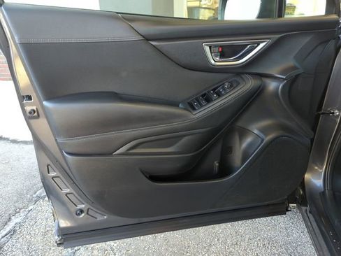 Used 2023 Subaru Forester Premium image 15