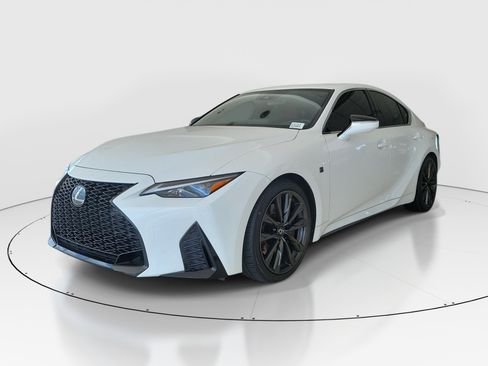 Used 2025 Lexus IS 350 F Sport RWD image 5