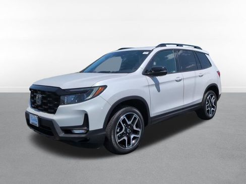 Used 2023 Honda Passport Elite image 11