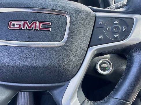 Used 2019 GMC Terrain SLT w/ Preferred Package FWD image 18