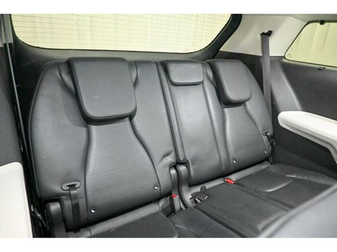 Used 2022 Kia Carnival SX Prestige image 19