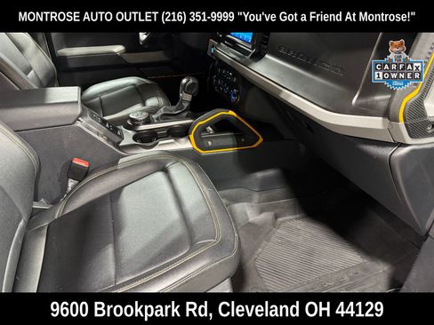 Used 2023 Ford Bronco Badlands image 43