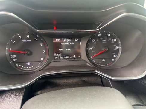 Certified 2023 Chevrolet TrailBlazer LT w/ Convenience Package AWD/4WD image 17