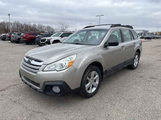 Used 2014 Subaru Outback 2.5i video 1