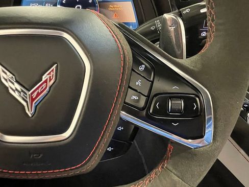 Used 2023 Chevrolet Corvette Stingray Premium Conv RWD image 41