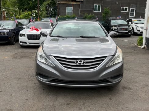 Used 2011 Hyundai Sonata GLS w/ Popular Equipment Pkg 2 FWD image 12