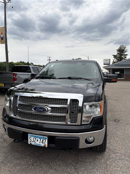 Used 2011 Ford F150 Lariat w/ Lariat Plus Pkg AWD/4WD image 2