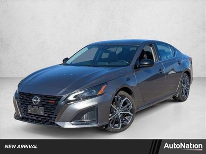 Used 2023 Nissan Altima 2.5 SR