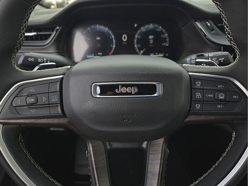 New 2026 Jeep Grand Cherokee L 4WD image 19